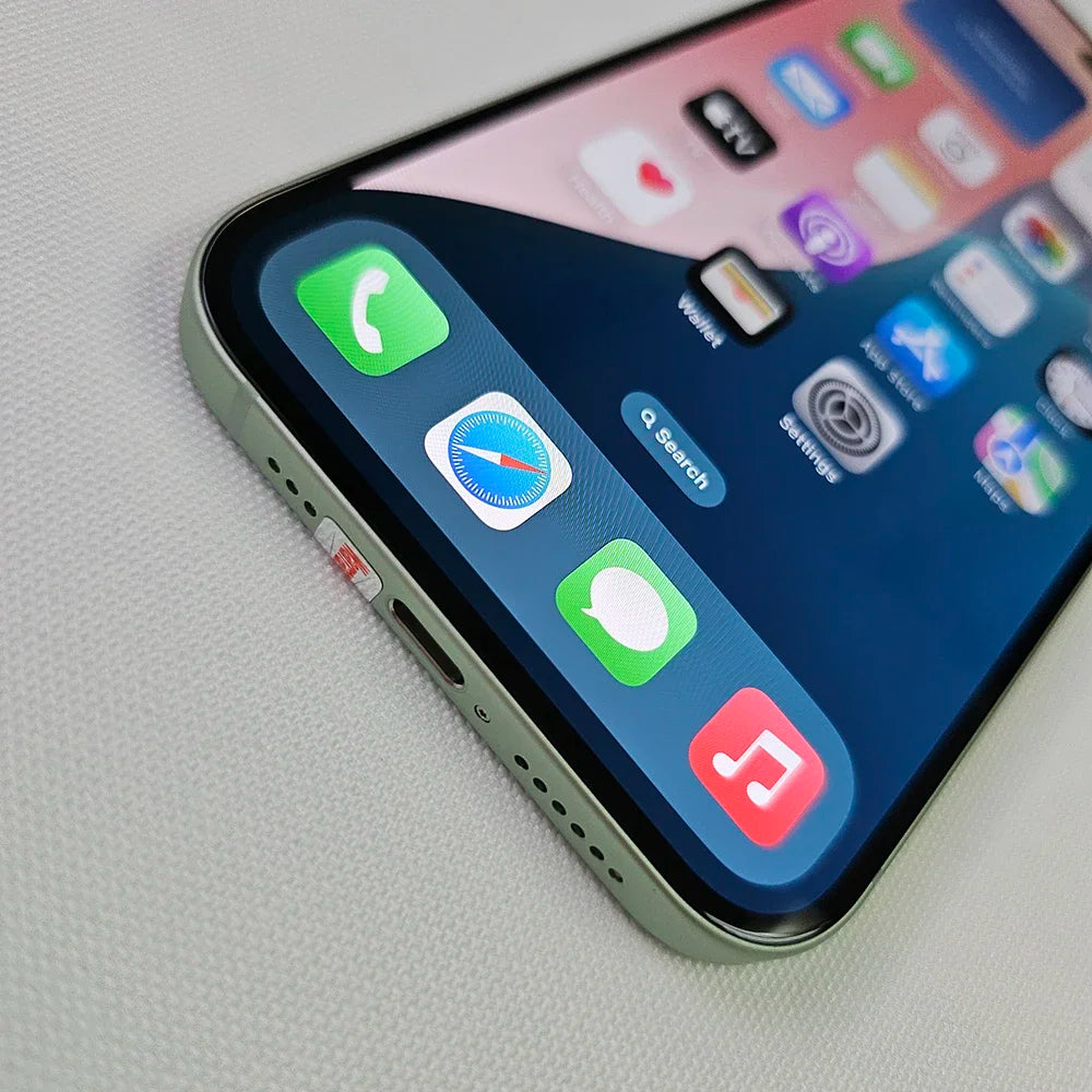 iPhone 15 Plus 128GB-256GB Unlocked - Large 6.7" Display 5G